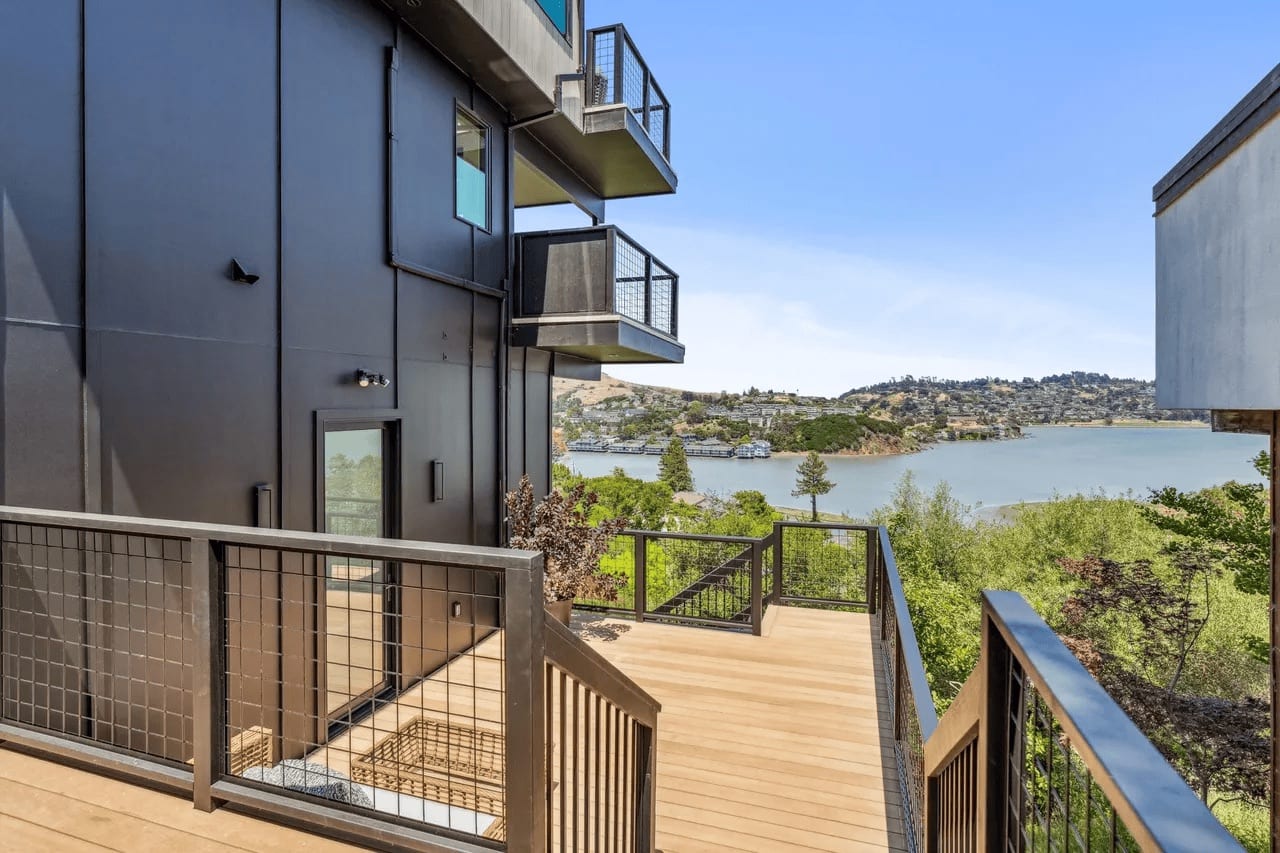 ACRE slider-outdoor-living