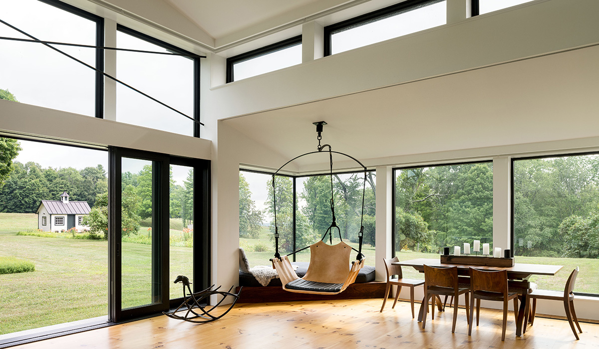 Wood-Clad vs. Vinyl Windows: How Durability Compares